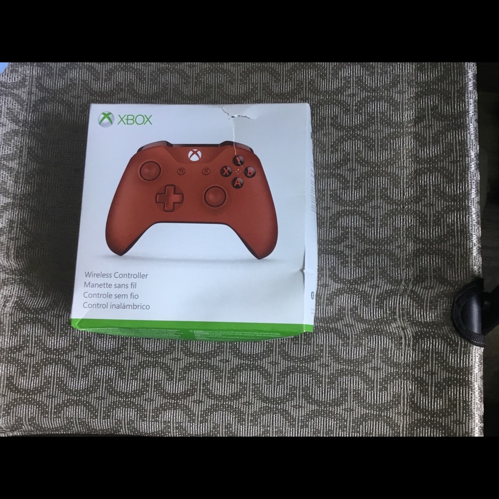 Xbox one controller - Picture 2 of 3